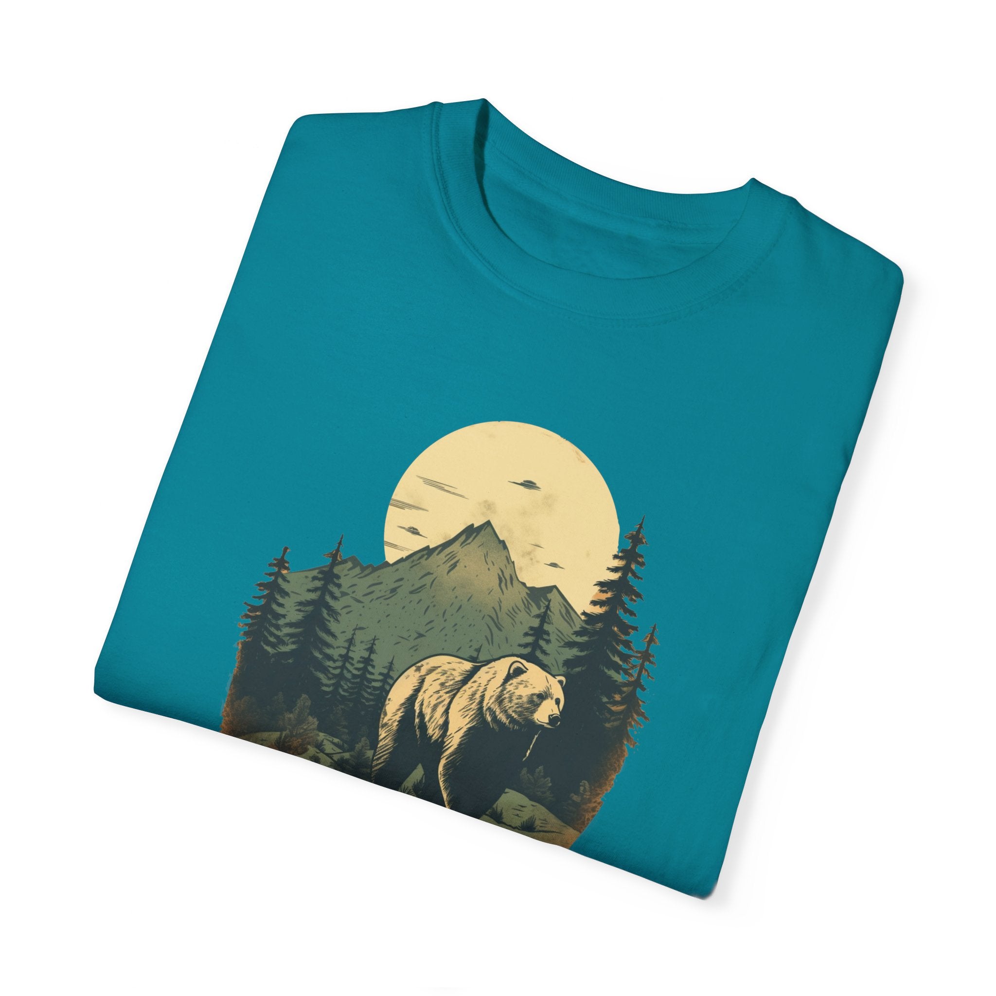 Yosemite National Park Graphic, Comfort Colors Soft Relaxed Fit Unisex Garment-Dyed T-shirt