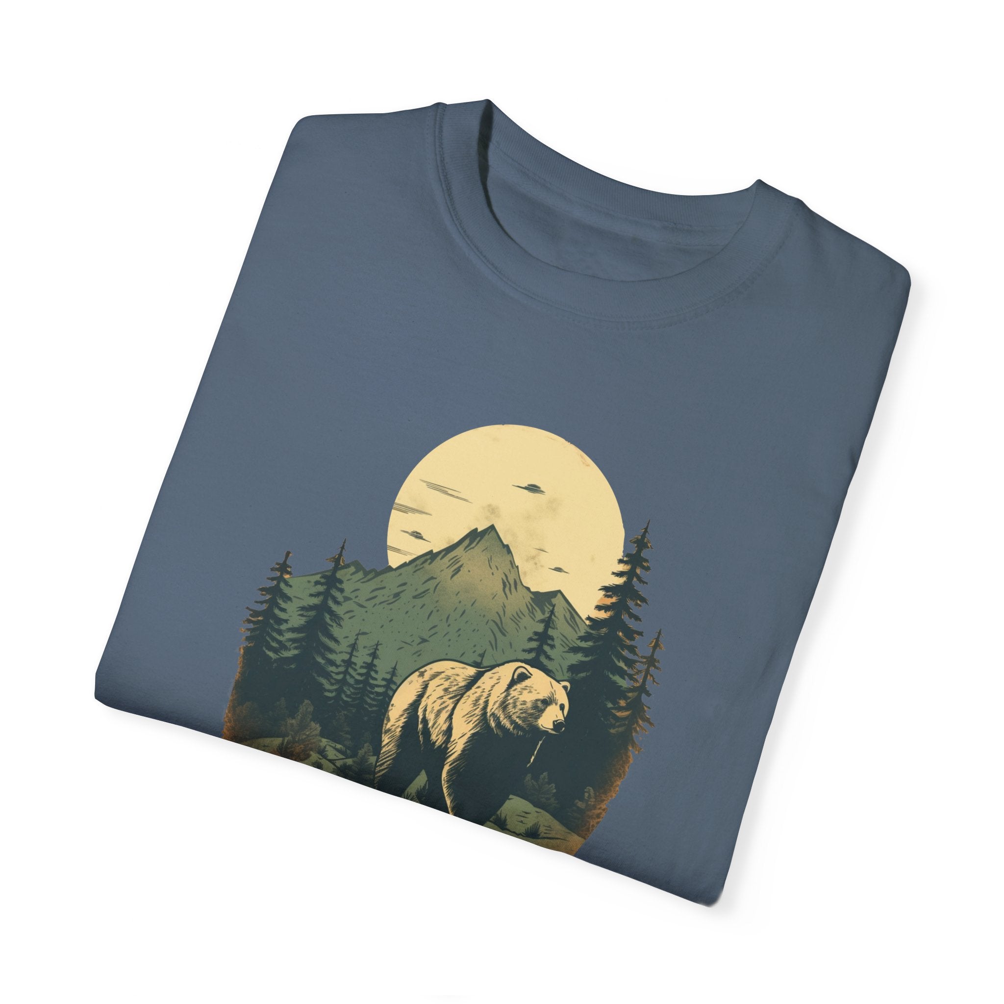 Yosemite National Park Graphic, Comfort Colors Soft Relaxed Fit Unisex Garment-Dyed T-shirt