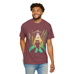 Raccoon UFO Funny Comfort Colors Graphic T-Shirt