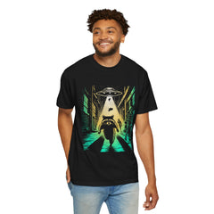 Raccoon UFO Funny Comfort Colors Graphic T-Shirt