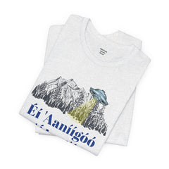 Éí Aanighóó Áhoolé Navajo The Truth Is Out There UFO Unisex Short Sleeve Tee