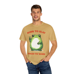 Vintage Style Frog , Born to slay -  Stylish Unisex T Shirt