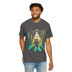 Raccoon UFO Funny Comfort Colors Graphic T-Shirt