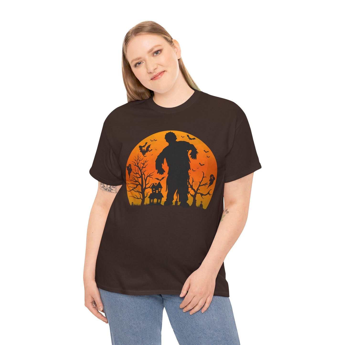 HAUNTED HOUSE ZOMBIE! Graphic Unisex Heavy Cotton Tee