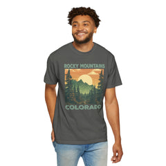 Rocky Mountains Colorado Graphic, Comfort Colors Soft Relaxed Fit Unisex Garment-Dyed T-shirt