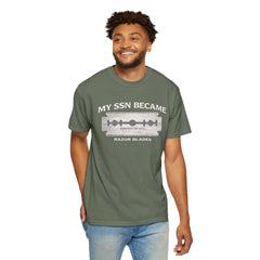 My SSN Became Razor Blades Graphic Vintage Submarine Veteran Tee