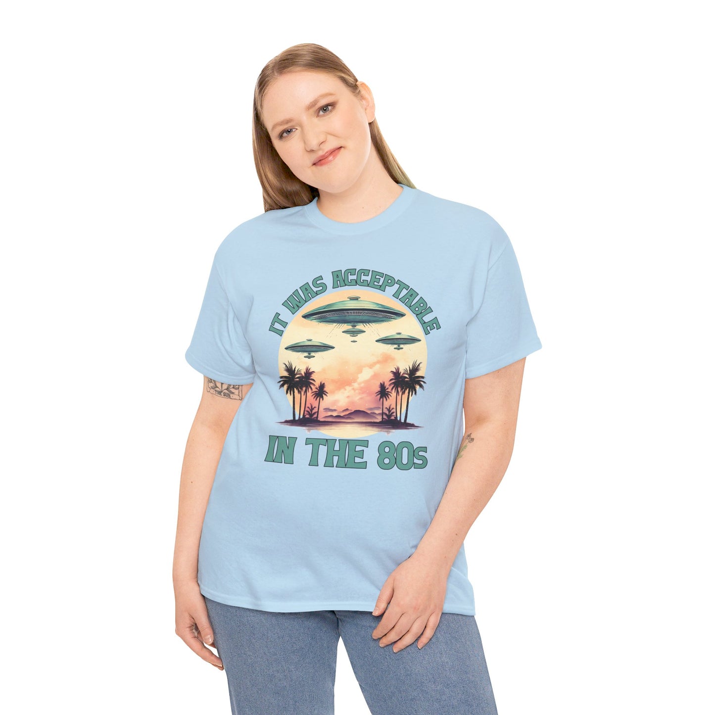 Funny 80s UFOs - Unisex Heavy Cotton Tee