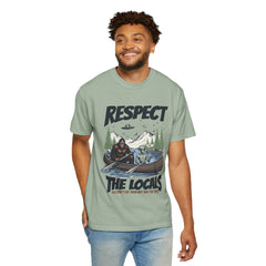Bigfoot and Alien Outdoor Canoe Adventure - Respect The Locals T-Shirt