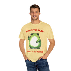 Vintage Style Frog , Born to slay -  Stylish Unisex T Shirt