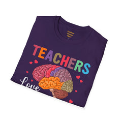 TEACHERS LOVE BRAINS! / Great gift idea! / Educator / School Days / Unisex T Shirt