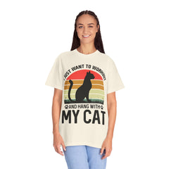 Workout & Cat Lover Unisex T-Shirt - I Just Want to Workout and Hang with My Cat