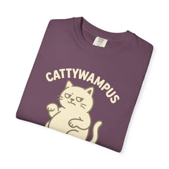Cattywampus Expert T-Shirt | Funny Cat Tee, Gift for Cat Lovers, Cute Pet Shirt, Casual Wear, Unisex Apparel
