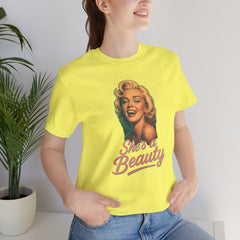 Vintage Marilyn Monroe Shes A Beauty Unisex Tee
