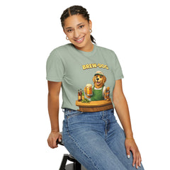 Golden Retriever Brewer Beer T-Shirt — Cute Brew-Dog Graphic Tee