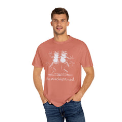 Frog Dancing Its Real, Retro Graphic Shirt, 90s Frog Tee, Nature Shirt, Dancing Frog Tee, Frog Lovers, Vintage Style Relaxed Fit T-shirt