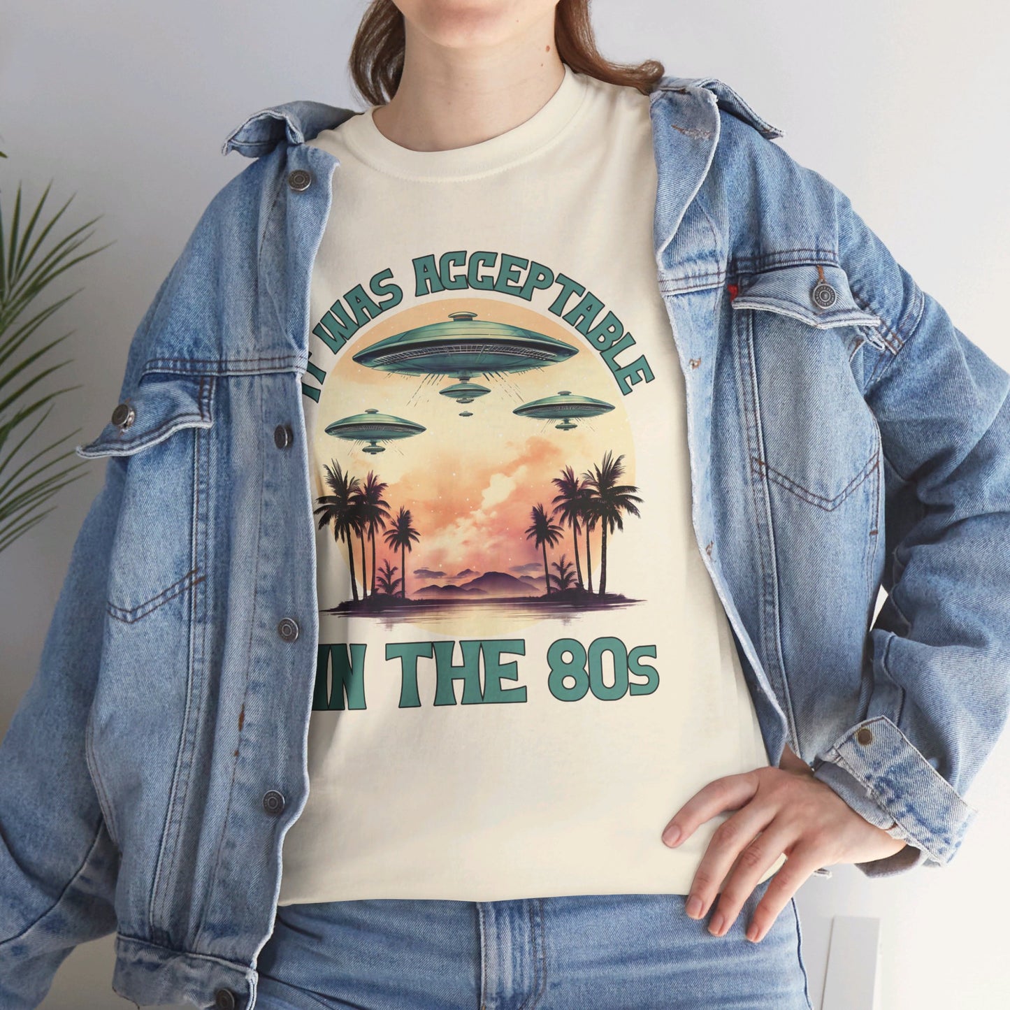 Funny 80s UFOs - Unisex Heavy Cotton Tee