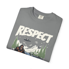Bigfoot and Alien Outdoor Canoe Adventure - Respect The Locals T-Shirt