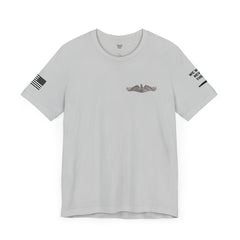USN Periscope view, Submarine Launched Tomahawk Missile with Dolphins Unisex Jersey Short Sleeve Tee