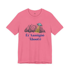 Éí Aanighóó Áhoolé Navajo The Truth Is Out There UFO Unisex Short Sleeve Tee