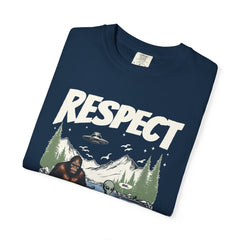 Bigfoot and Alien Outdoor Canoe Adventure - Respect The Locals T-Shirt