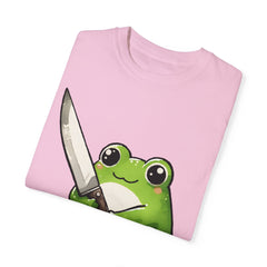 Retro Frog Graphic Shirt, 90s Cute Frog Tee, Nature Shirt, Knife wielding Frog Tee, Frog Lovers, Vintage Relaxed Fit T-shirt, gift for her