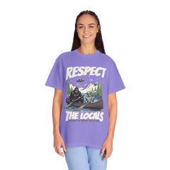 Bigfoot and Alien Outdoor Canoe Adventure - Respect The Locals T-Shirt