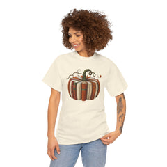 Autumn-Themed Pumpkin Book Tee, Cozy Fall Shirt, Halloween Apparel, Literary Gift, Unisex Comfortable T-Shirt