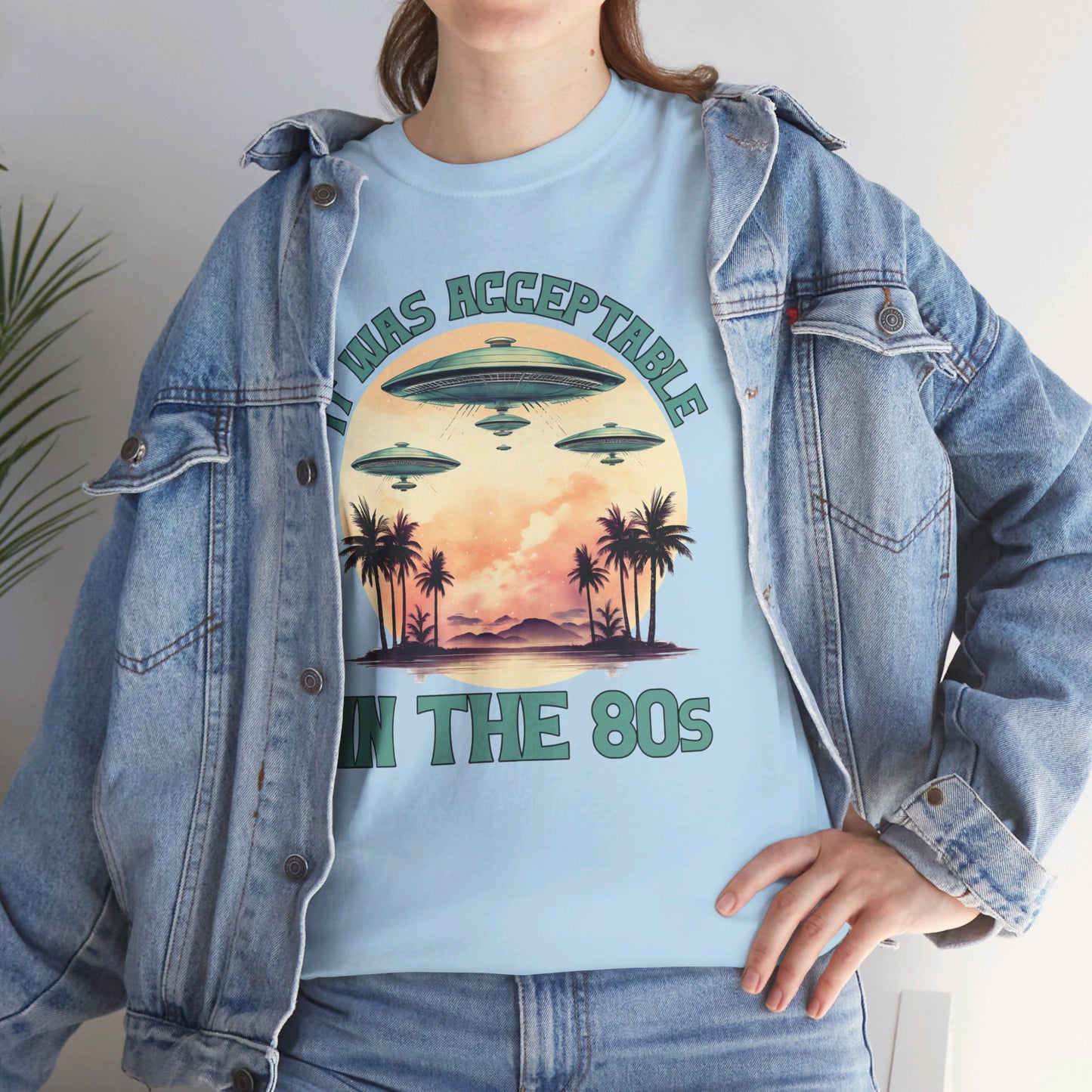 Funny 80s UFOs - Unisex Heavy Cotton Tee