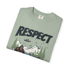 Bigfoot and Alien Outdoor Canoe Adventure - Respect The Locals T-Shirt