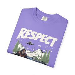 Bigfoot and Alien Outdoor Canoe Adventure - Respect The Locals T-Shirt