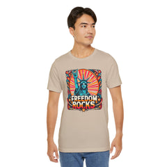 July 4th Statue Of Liberty Freedom - Graphic Unisex Short Sleeve Tee