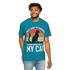 Workout & Cat Lover Unisex T-Shirt - I Just Want to Workout and Hang with My Cat