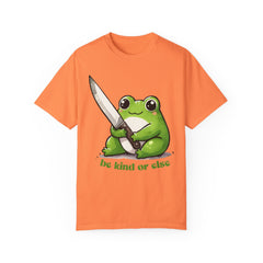 Retro Frog Graphic Shirt, 90s Cute Frog Tee, Nature Shirt, Knife wielding Frog Tee, Frog Lovers, Vintage Relaxed Fit T-shirt, gift for her