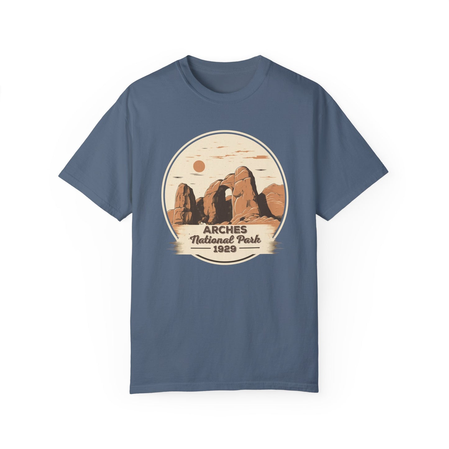 Arches National Park Graphic, Comfort Colors Soft Relaxed Fit Unisex Garment-Dyed T-shirt