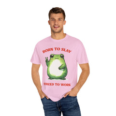 Vintage Style Frog , Born to slay -  Stylish Unisex T Shirt