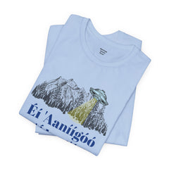 Éí Aanighóó Áhoolé Navajo The Truth Is Out There UFO Unisex Short Sleeve Tee