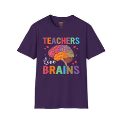 TEACHERS LOVE BRAINS! / Great gift idea! / Educator / School Days / Unisex T Shirt