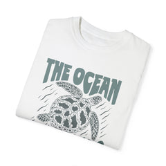 Sea Turtle, The Ocean Is Calling -  Graphic Unisex Garment-Dyed T-shirt