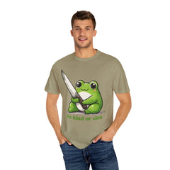 Retro Frog Graphic Shirt, 90s Cute Frog Tee, Nature Shirt, Knife wielding Frog Tee, Frog Lovers, Vintage Relaxed Fit T-shirt, gift for her