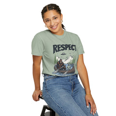 Bigfoot and Alien Outdoor Canoe Adventure - Respect The Locals T-Shirt