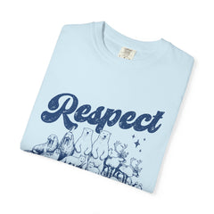 Polar bears, walrus, Arctic fox, reindeer (caribou), seals, beluga whales, narwhal Respect the Locals T-Shirt